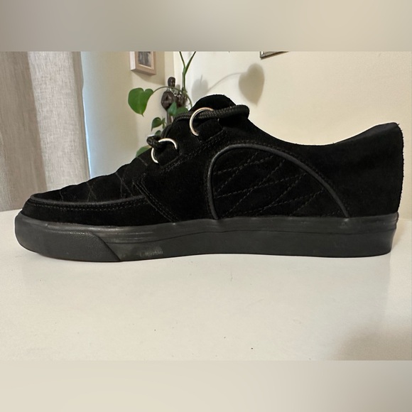T.U.K. Black Suede D-Ring Sneaker US Men 11 US Women 13 - Picture 12 of 15